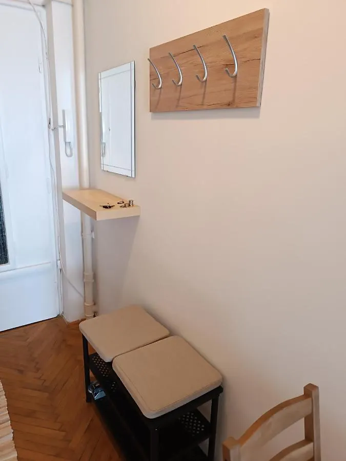 Baratsagos, Csendes, Napfenyes Lakas. Appartement Boedapest